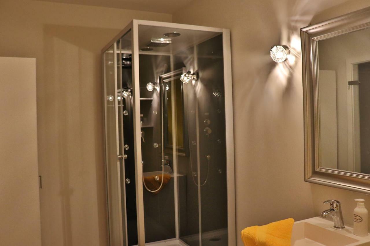 Zum-Butterstock Appartement Schkopau Buitenkant foto
